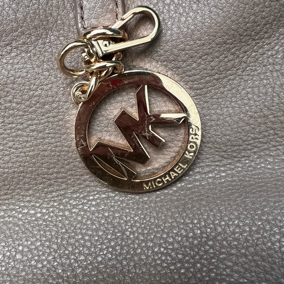 MICHAEL KORS Tote Purse - Picture 4 of 6